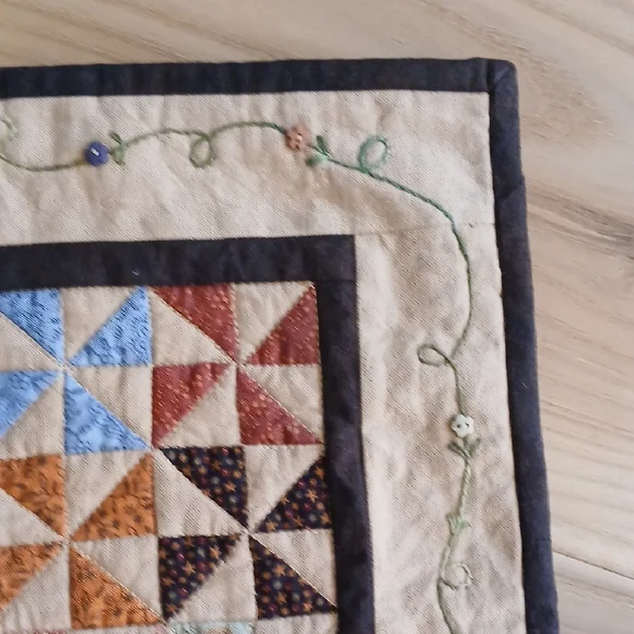 Small Pinwheel Garden Handmade Quilted Wall Hanging 10.25" x 12" - Picture 7 of 13